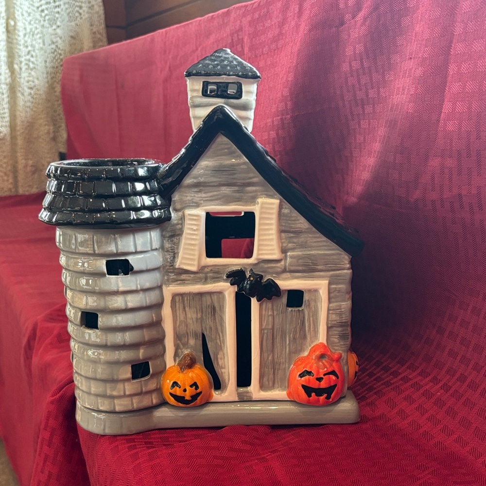 Bath & Body Works Halloween Haunted House Decor - Black, Gray, Orange